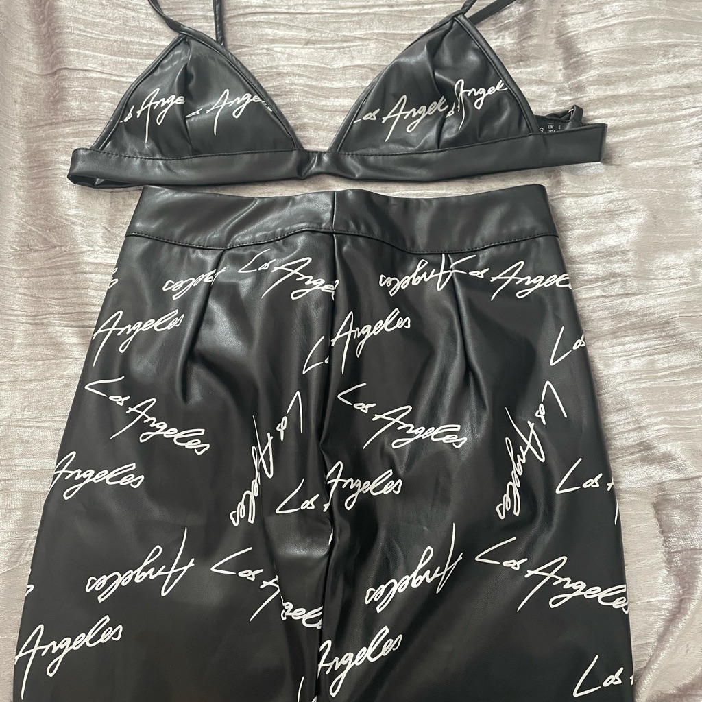 La Two Piece Set